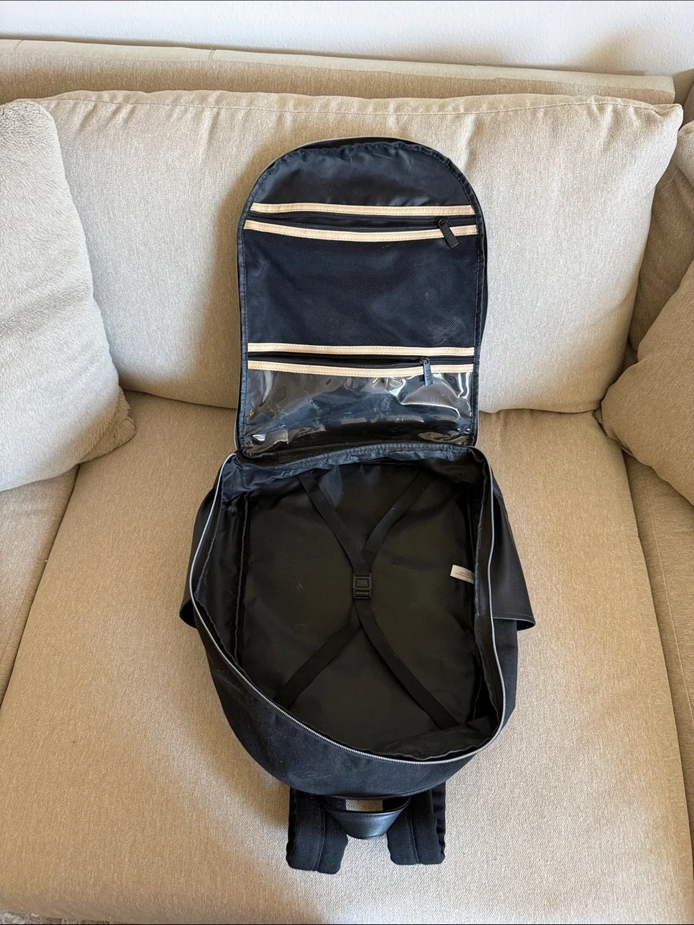 Beis Backpack